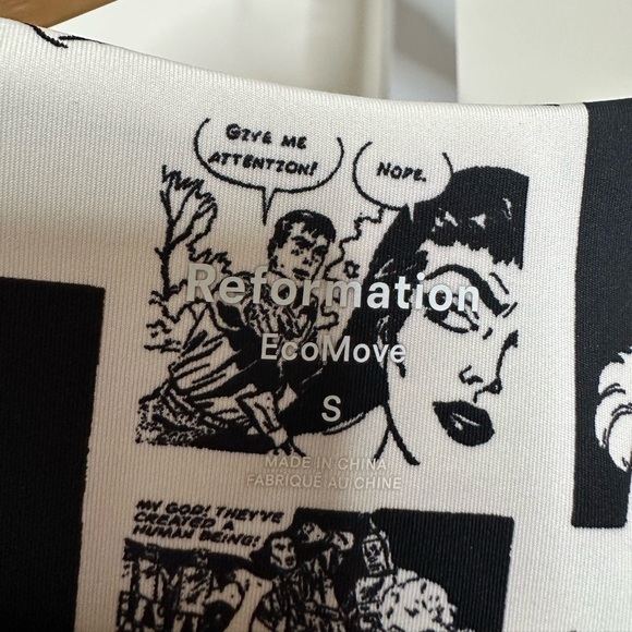 Reformation Comic Print Crop Top in Size S - Picture 5 of 5